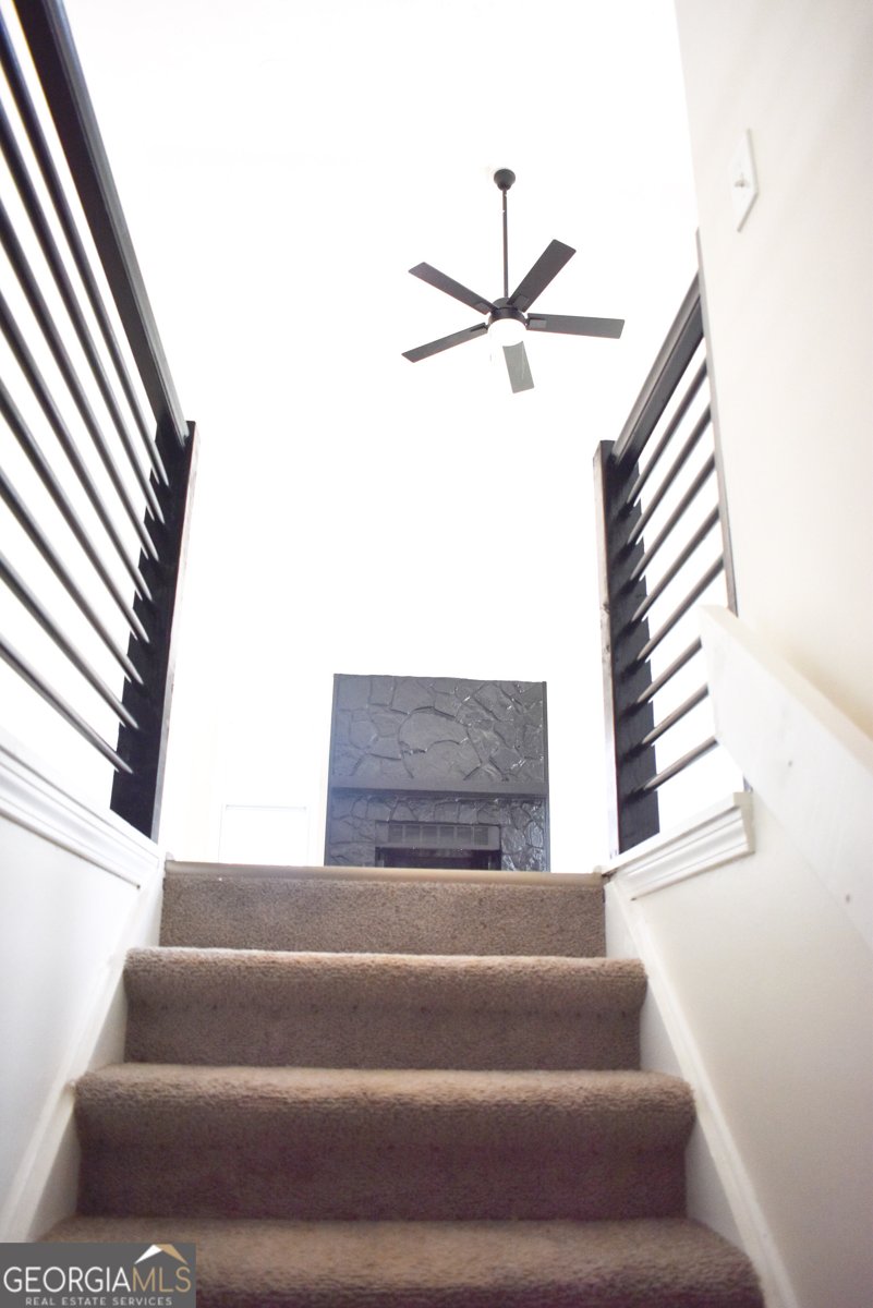 1026 cedar Forest Courts Stone Mountain - 16