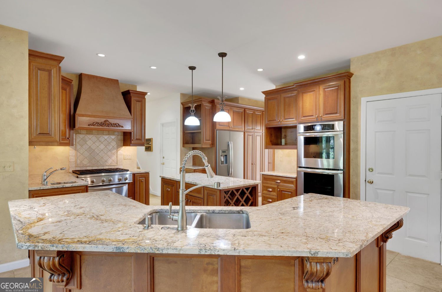 3333 Trails End Road Roswell - 71