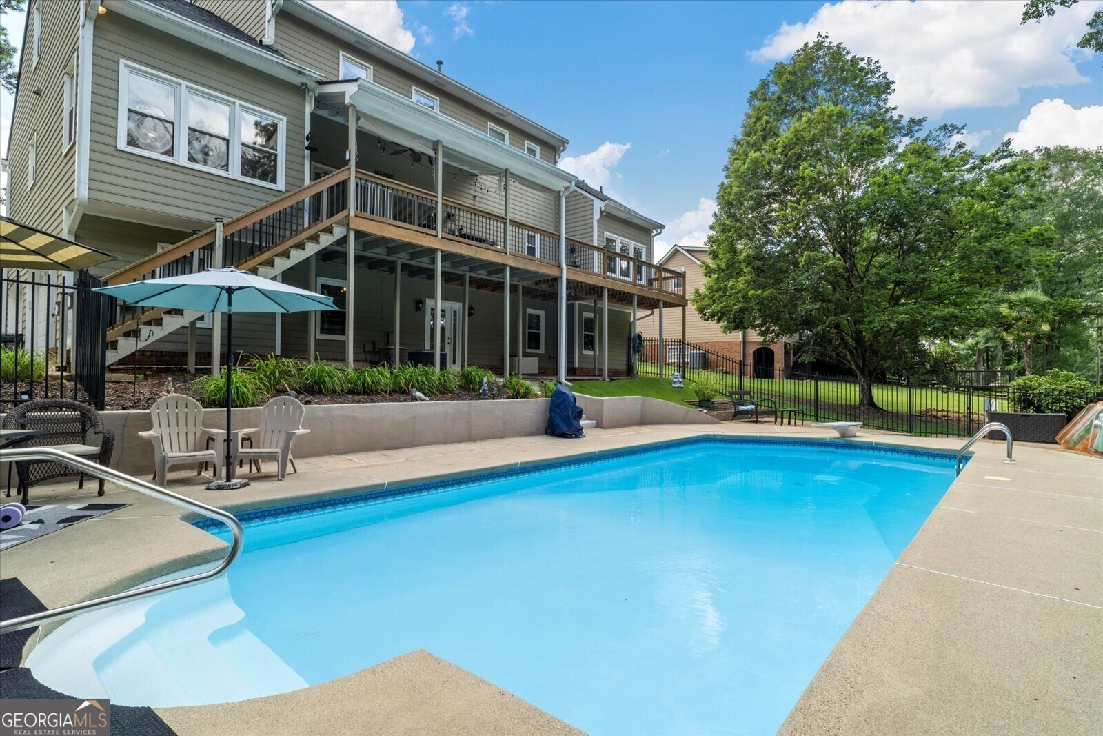 562 STILLWATERS Drive Marietta - 2