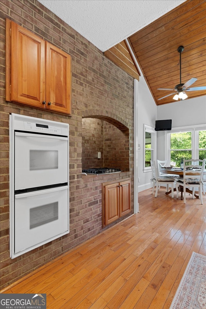 562 STILLWATERS Drive Marietta - 30