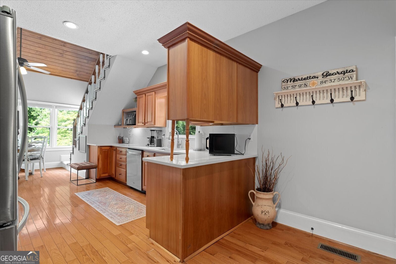 562 STILLWATERS Drive Marietta - 31