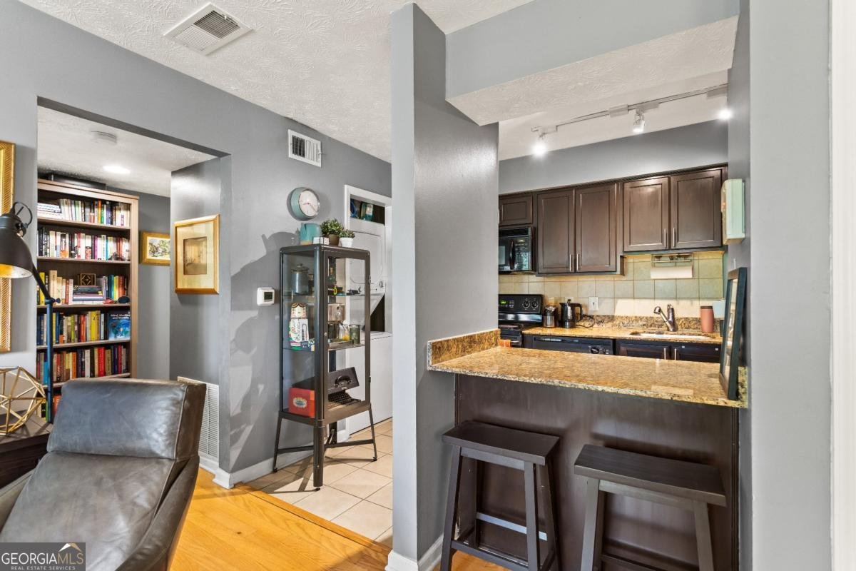 2955 Seven Pines Unit 202 Court Atlanta - 4
