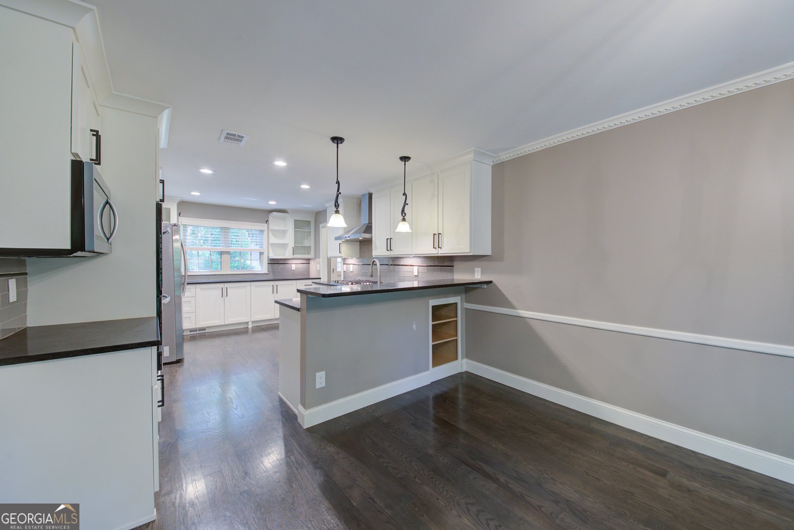 835 Lakeshore Drive Berkeley Lake - 17