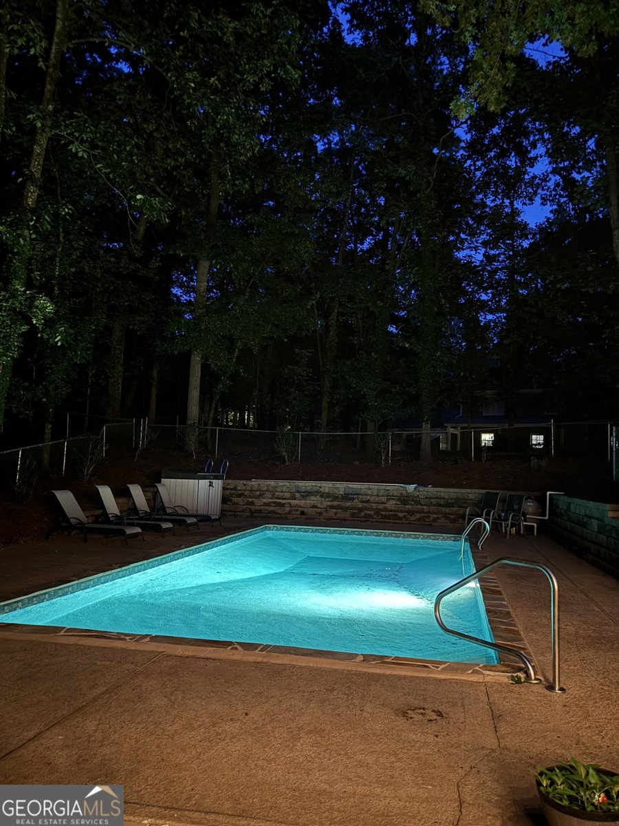 835 Lakeshore Drive Duluth - 57