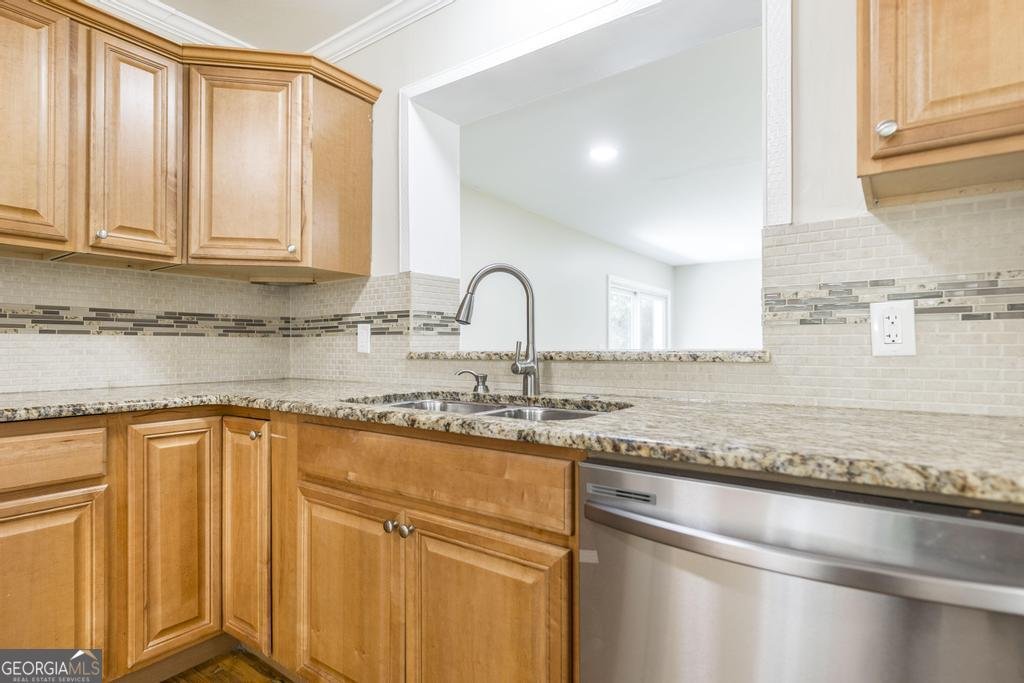 880 Winchester Circle Macon - 17