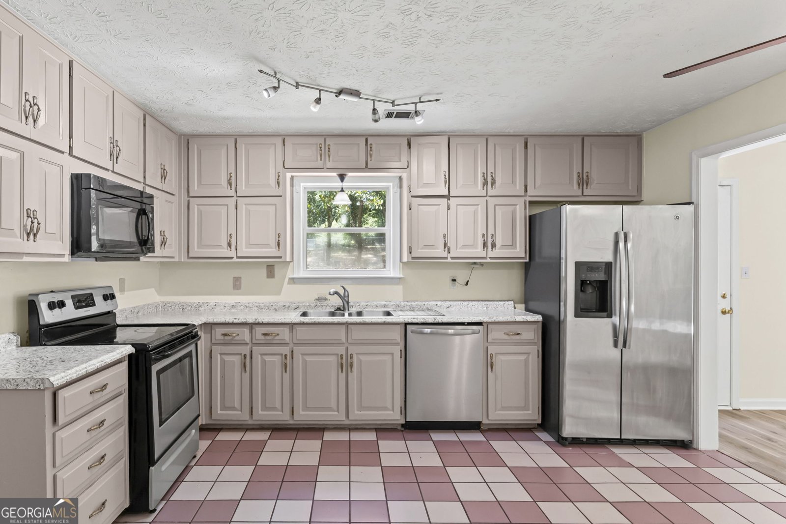 220 Oak Street Fayetteville - 12