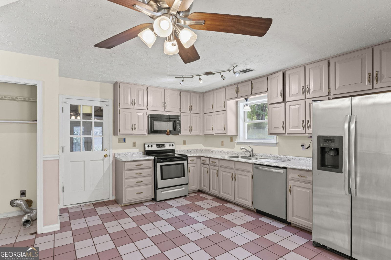 220 Oak Street Fayetteville - 8