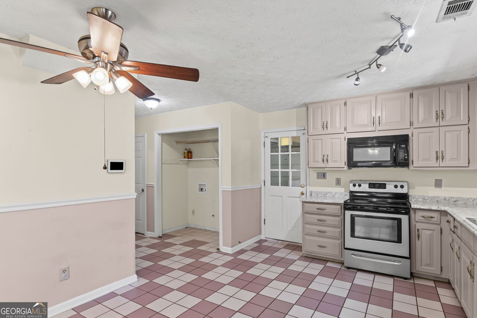 220 Oak Street Fayetteville - 9