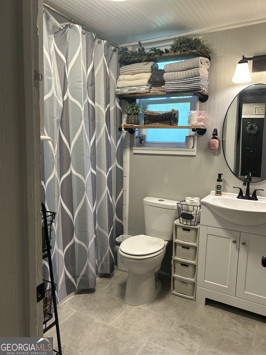715 Greenwood Street Barnesville - 11