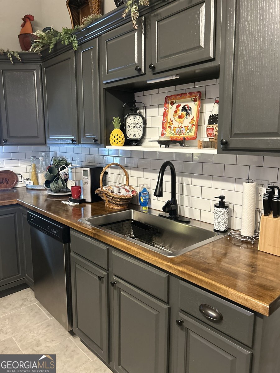 715 Greenwood Street Barnesville - 2
