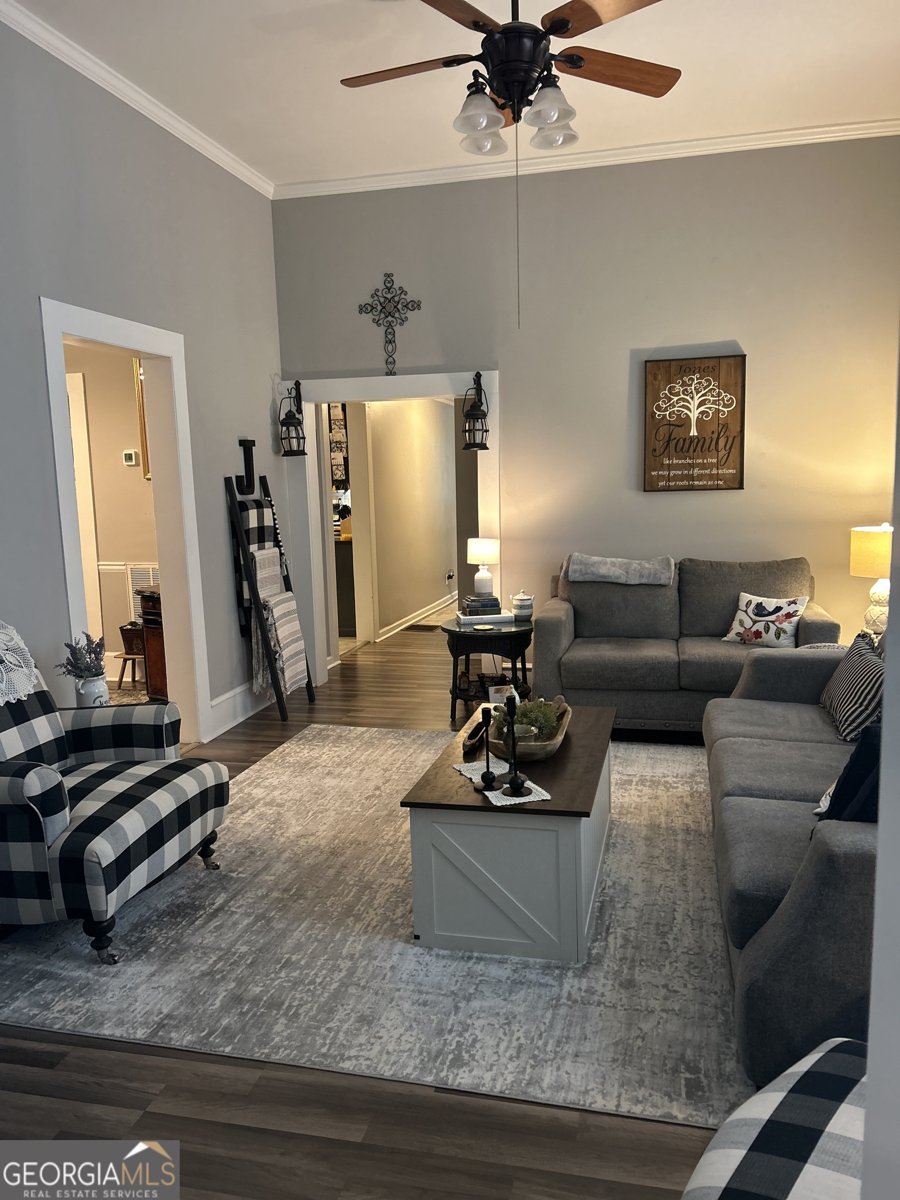 715 Greenwood Street Barnesville - 7
