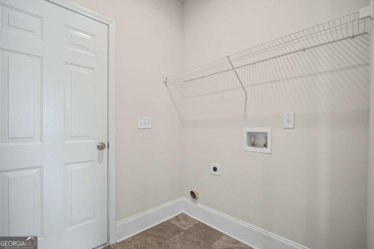 4425 Huron Drive Cumming - 38