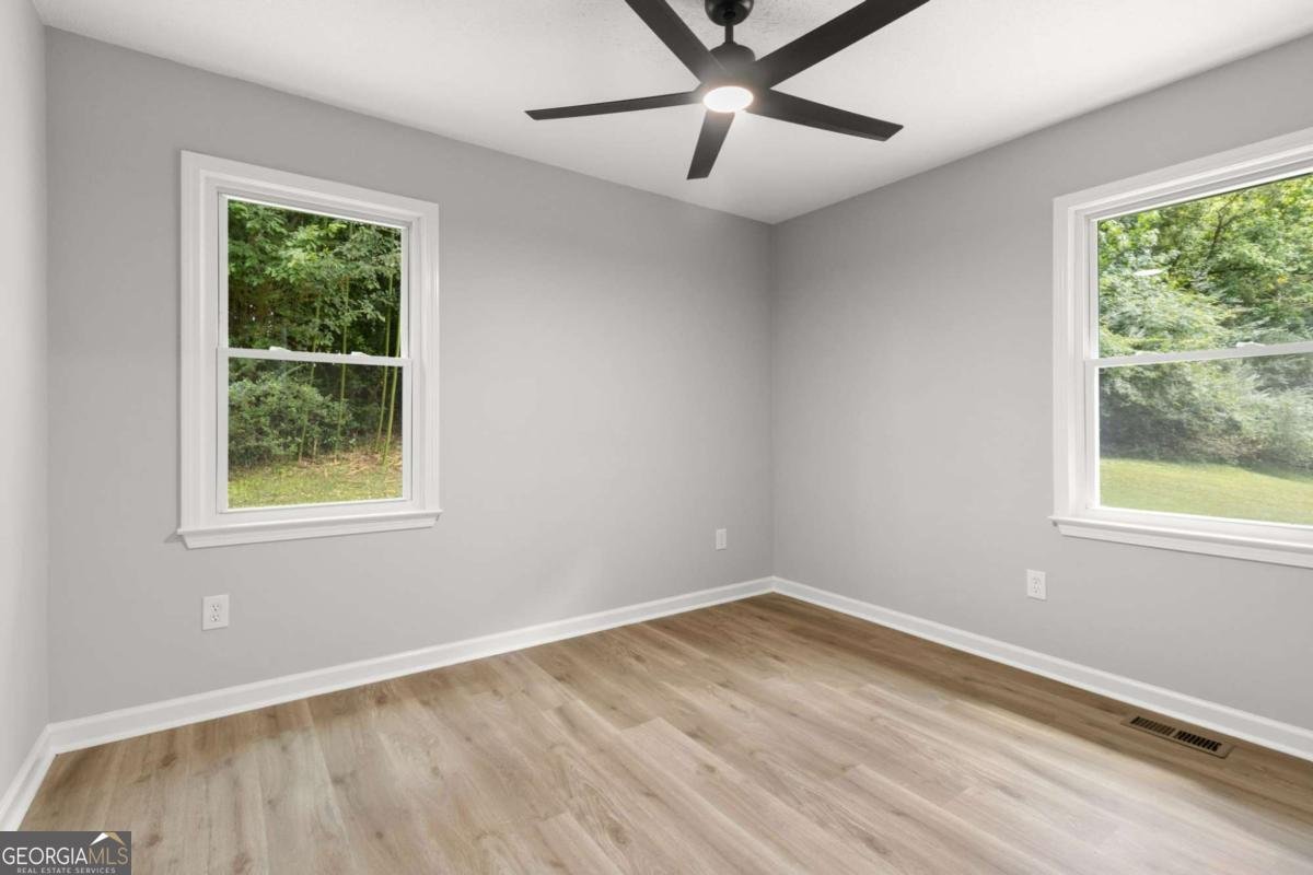 407 Blackberry Lane Lindale - 19
