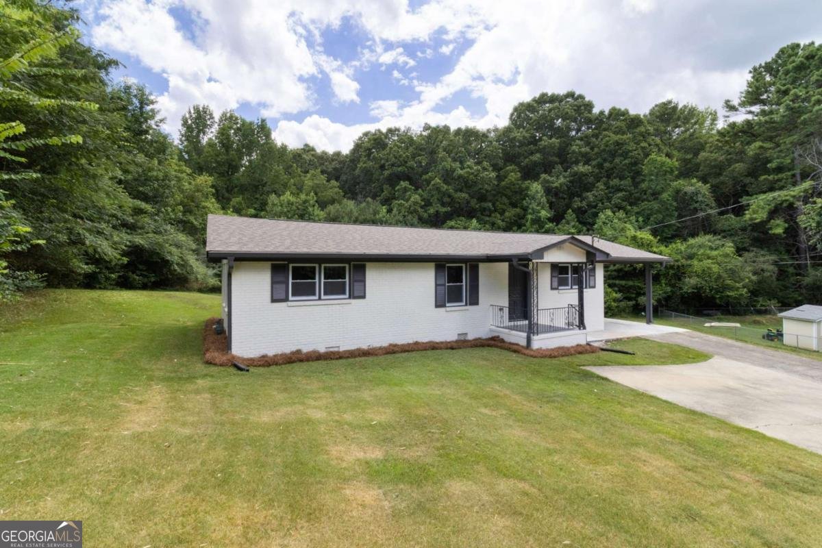 407 Blackberry Lane Lindale - 2