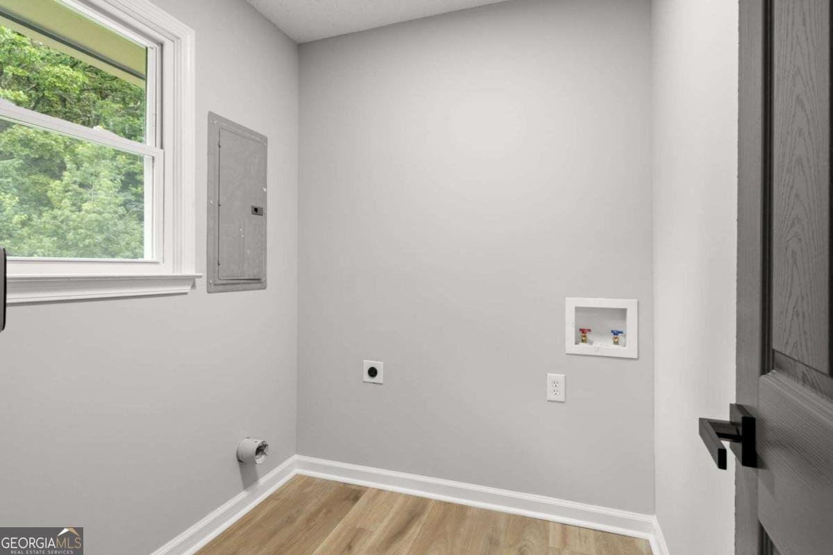 407 Blackberry Lane Lindale - 23