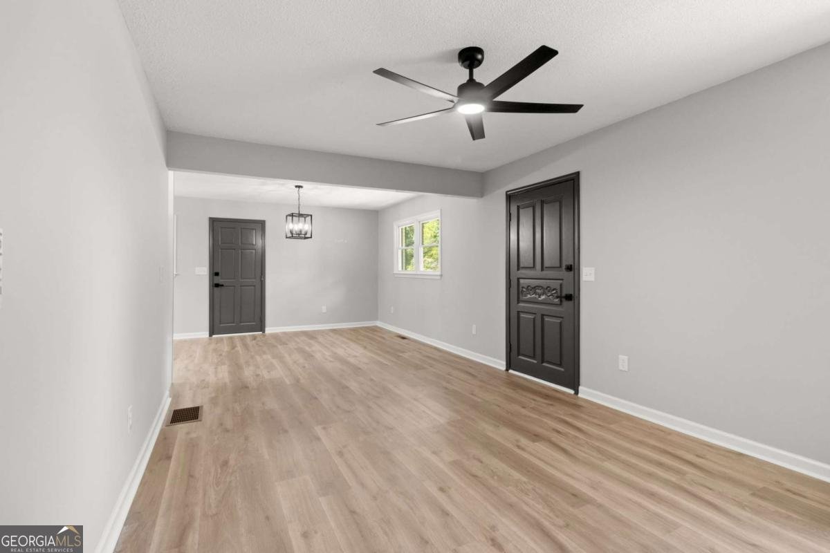 407 Blackberry Lane Lindale - 7