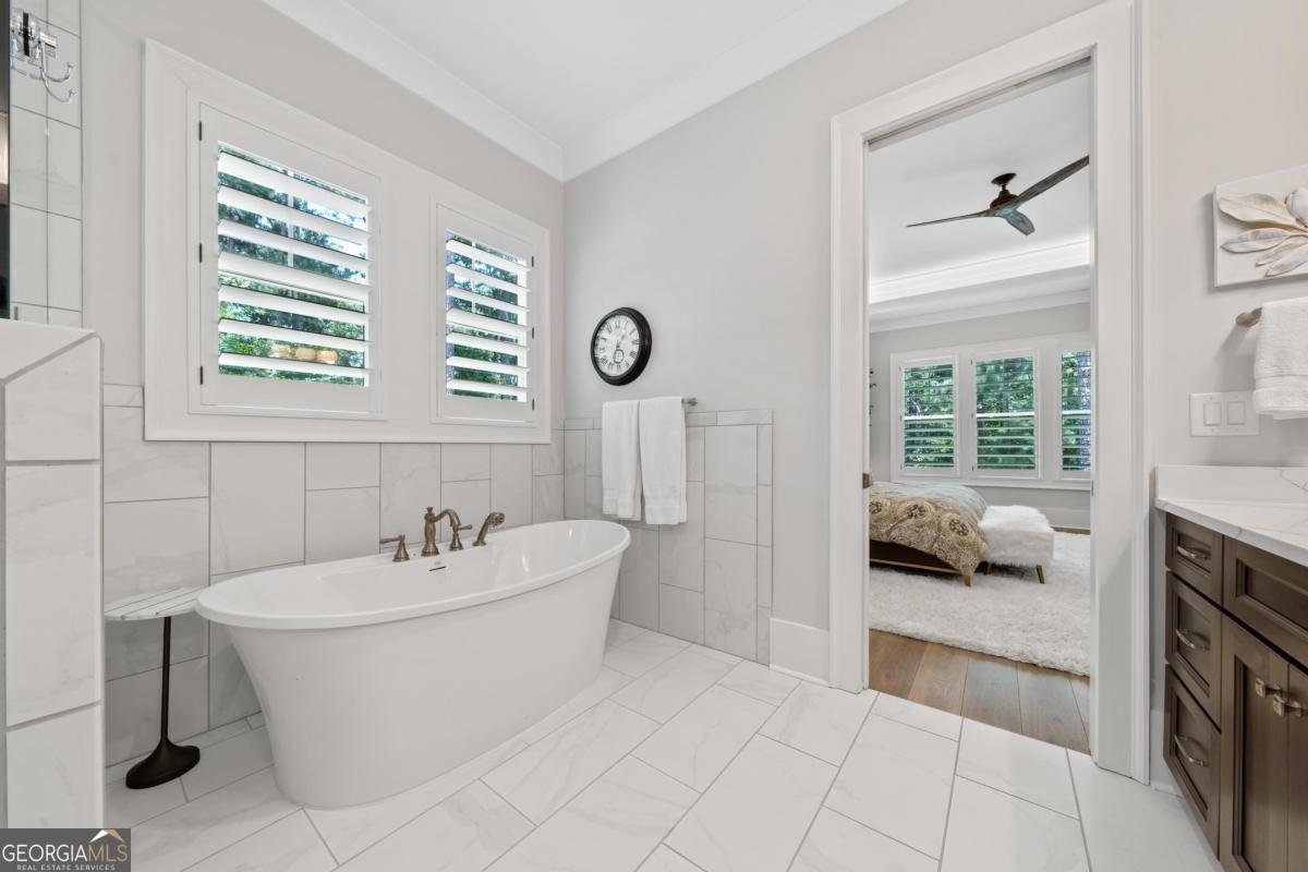1030 Parrotts Cove Greensboro - 25