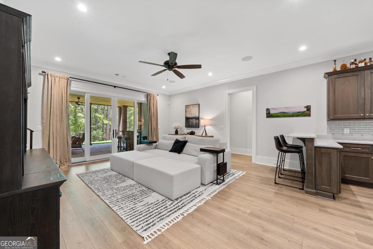 1030 Parrotts Cove Greensboro - 33