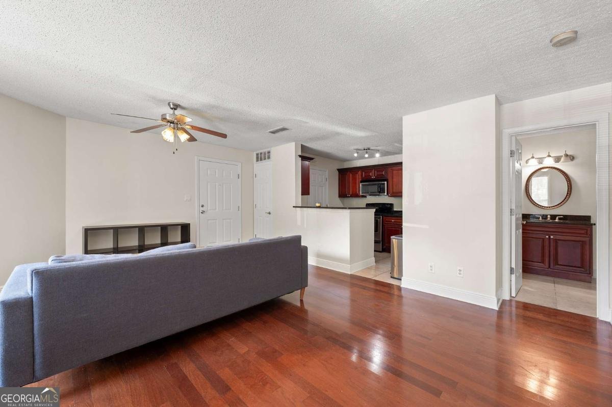 1203 Santa Fe Parkway Atlanta - 5