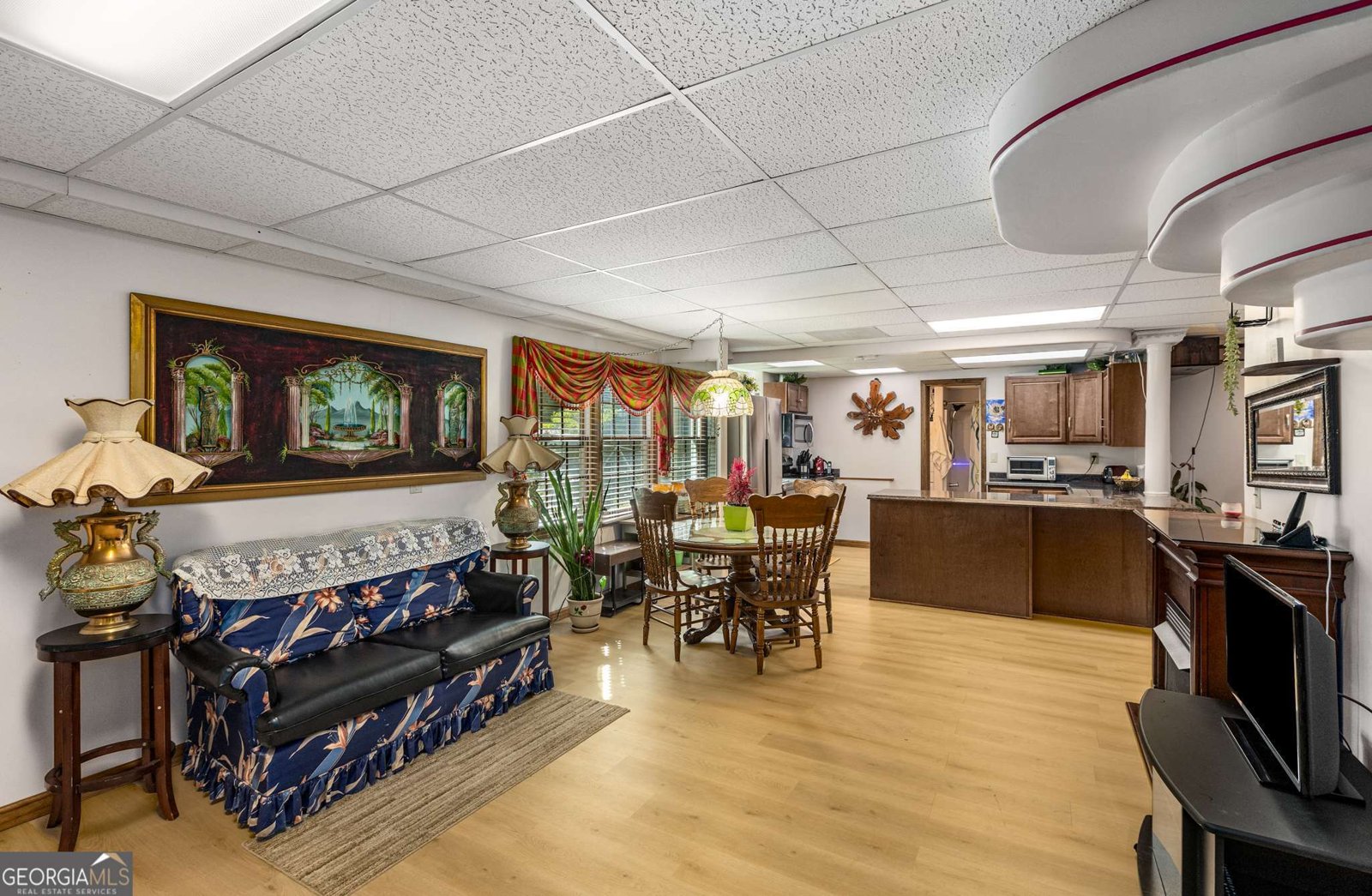401 Sarah lawrenceville - 43