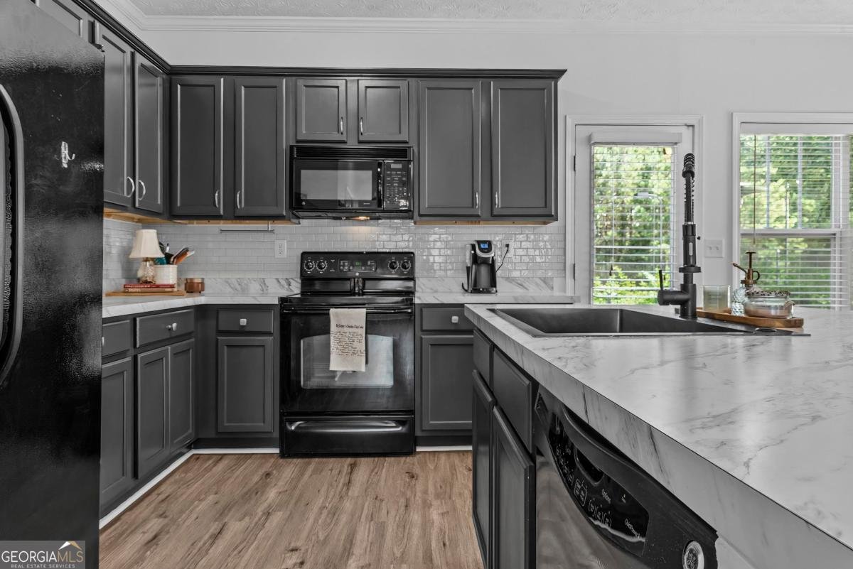1091 Redbud Street Greensboro - 29