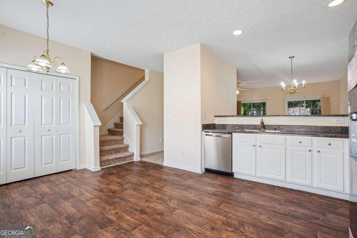 529 Lantern Wood Drive Scottdale - 10