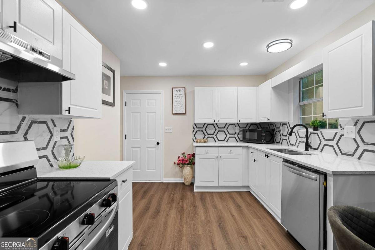 890 Stonebridge Crescent Lithonia - 14