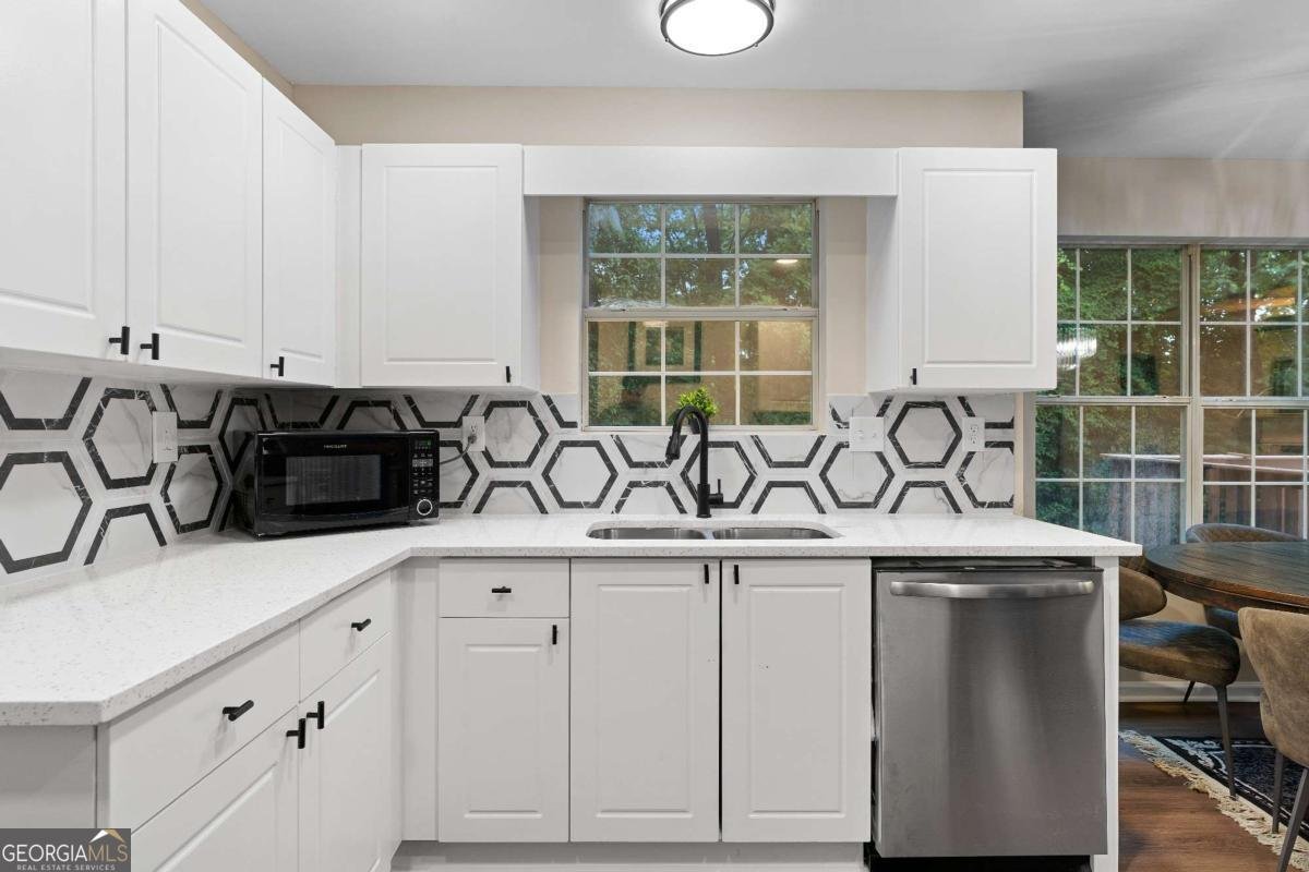 890 Stonebridge Crescent Lithonia - 15