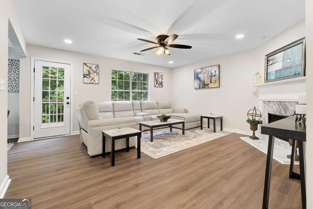 890 Stonebridge Crescent Lithonia - 7
