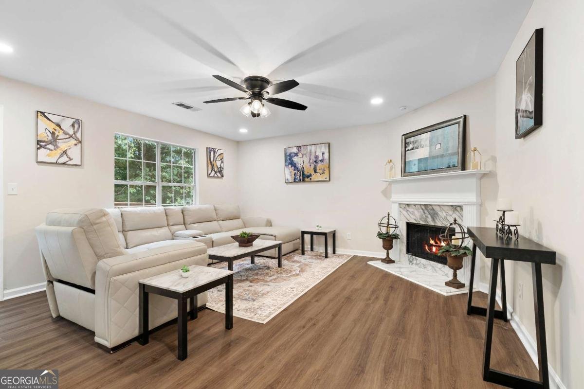 890 Stonebridge Crescent Lithonia - 9