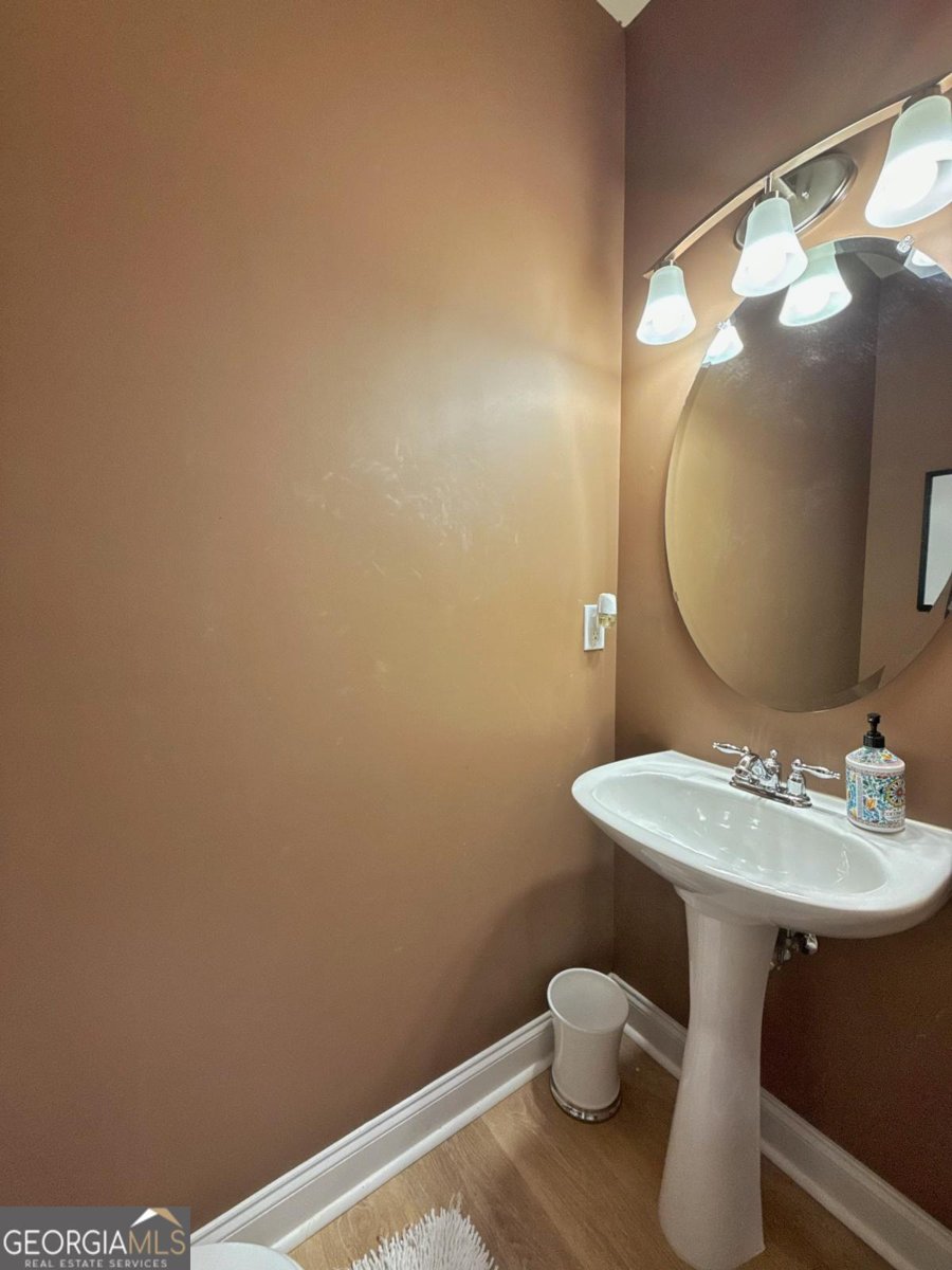 3826 Stagecoach Ln Cumming - 3