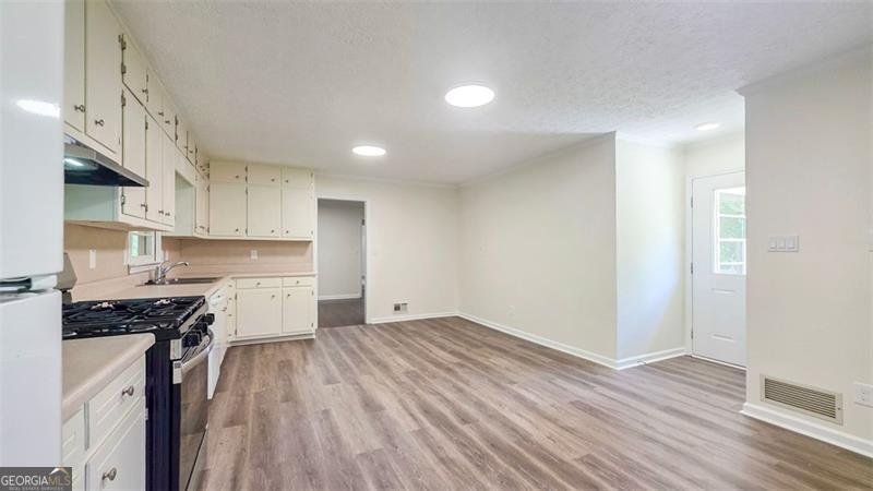 1451 BELMONT Avenue Smyrna - 11