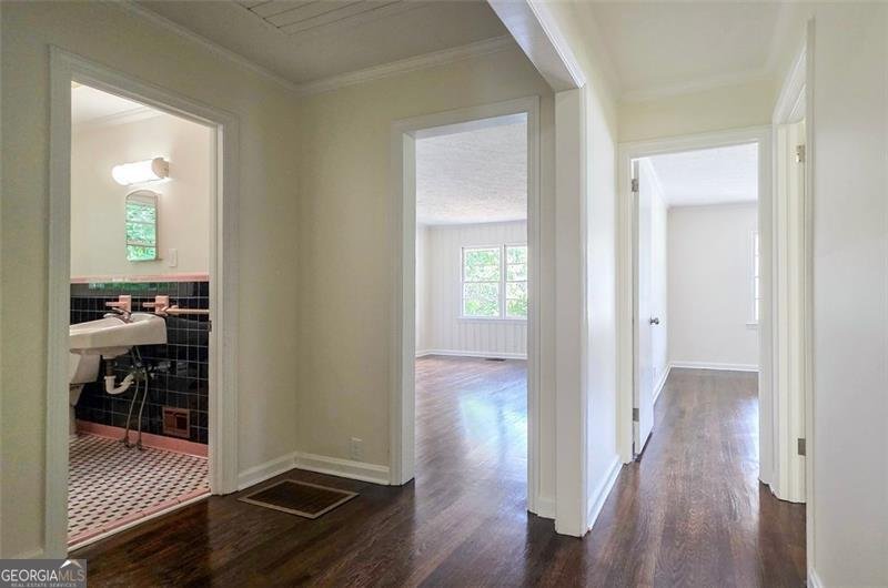 1451 BELMONT Avenue Smyrna - 6