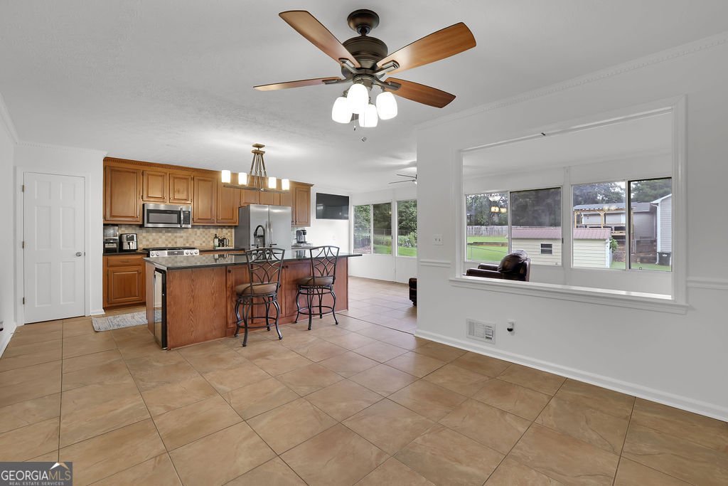 602 Beverly Way Way Woodstock - 10