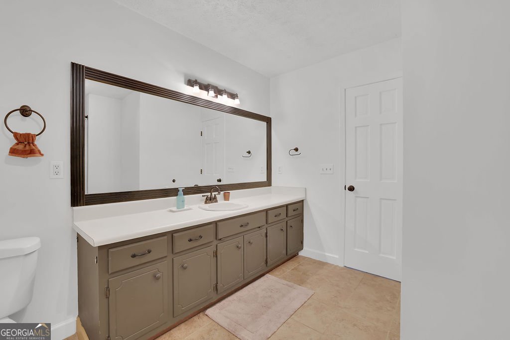602 Beverly Way Way Woodstock - 26