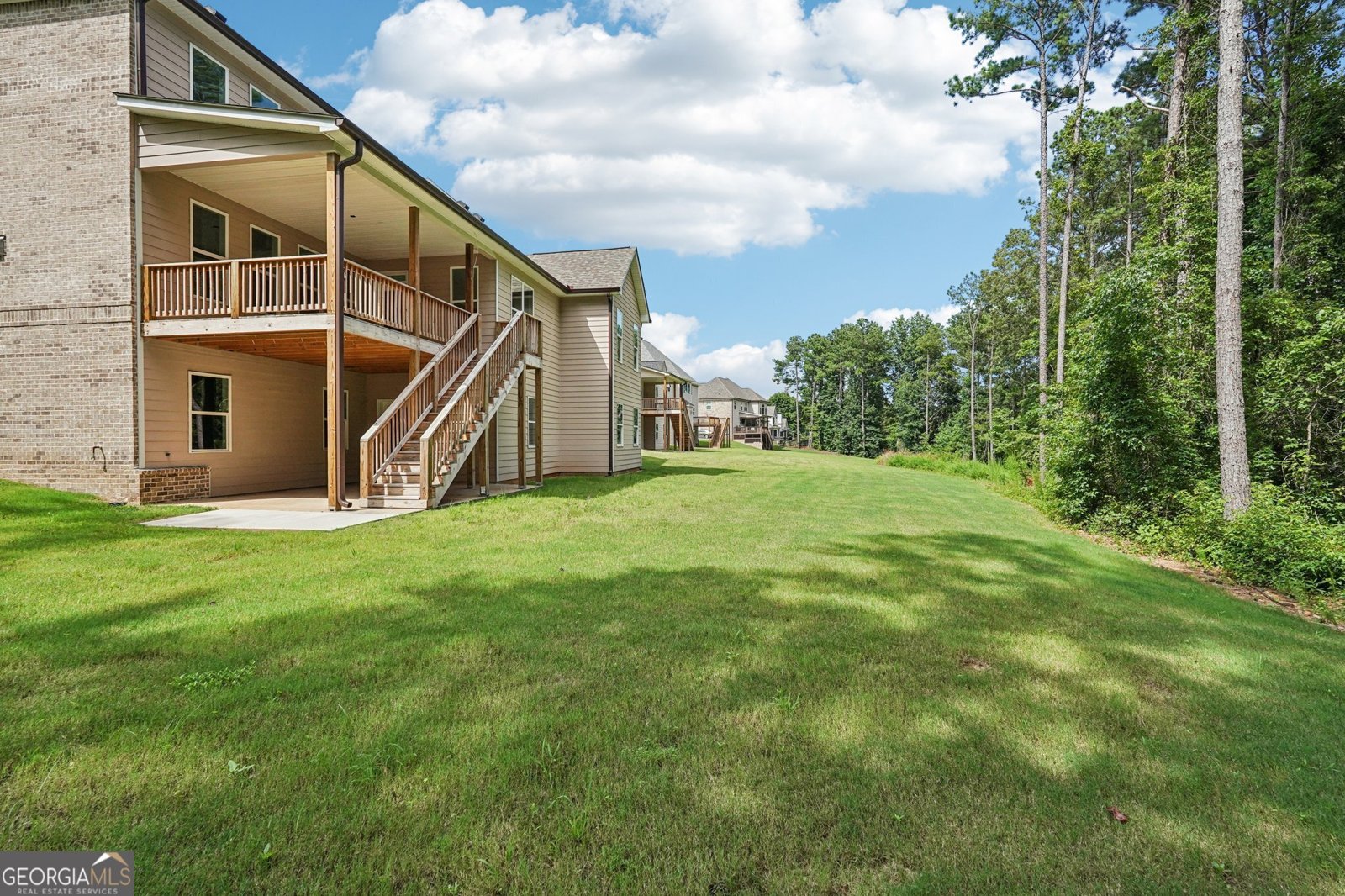 8033 Whitestone Boulevard Douglasville - 32