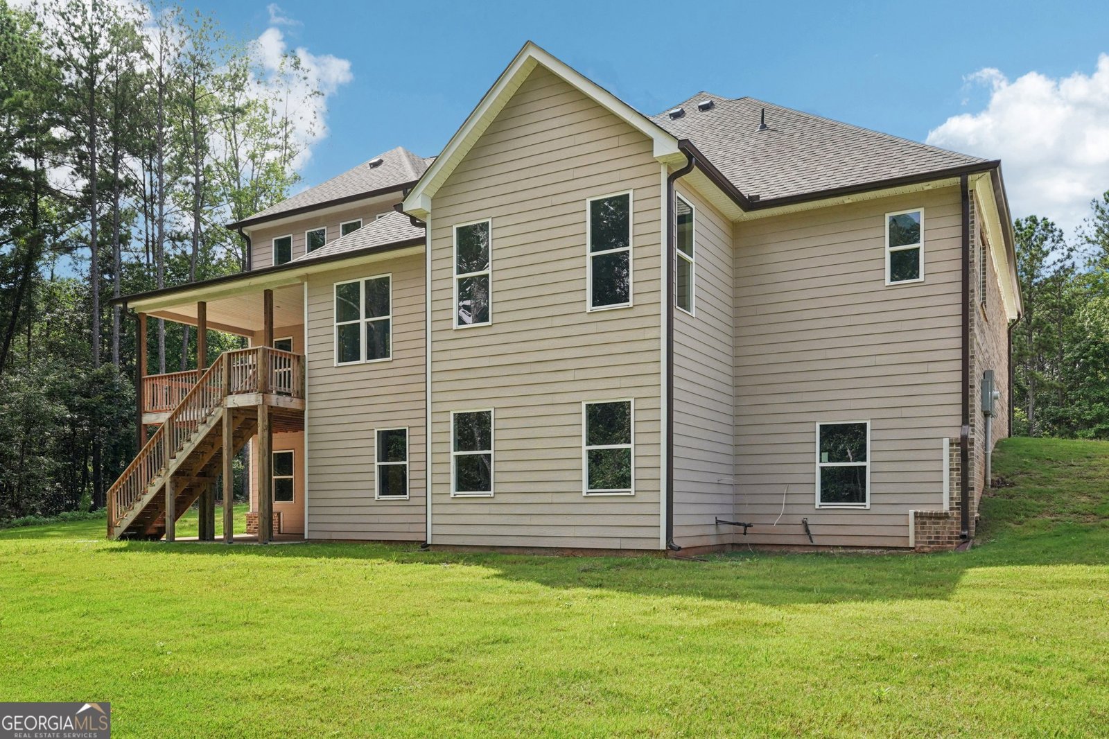 8033 Whitestone Boulevard Douglasville - 37