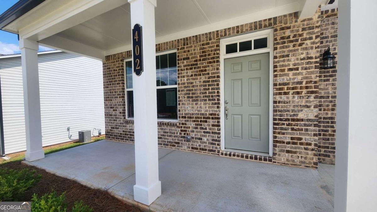 402 Silverleaf Trail Bethlehem - 1
