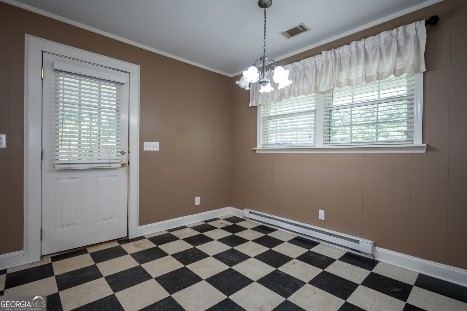 211 Plantation Road Bishop - 3