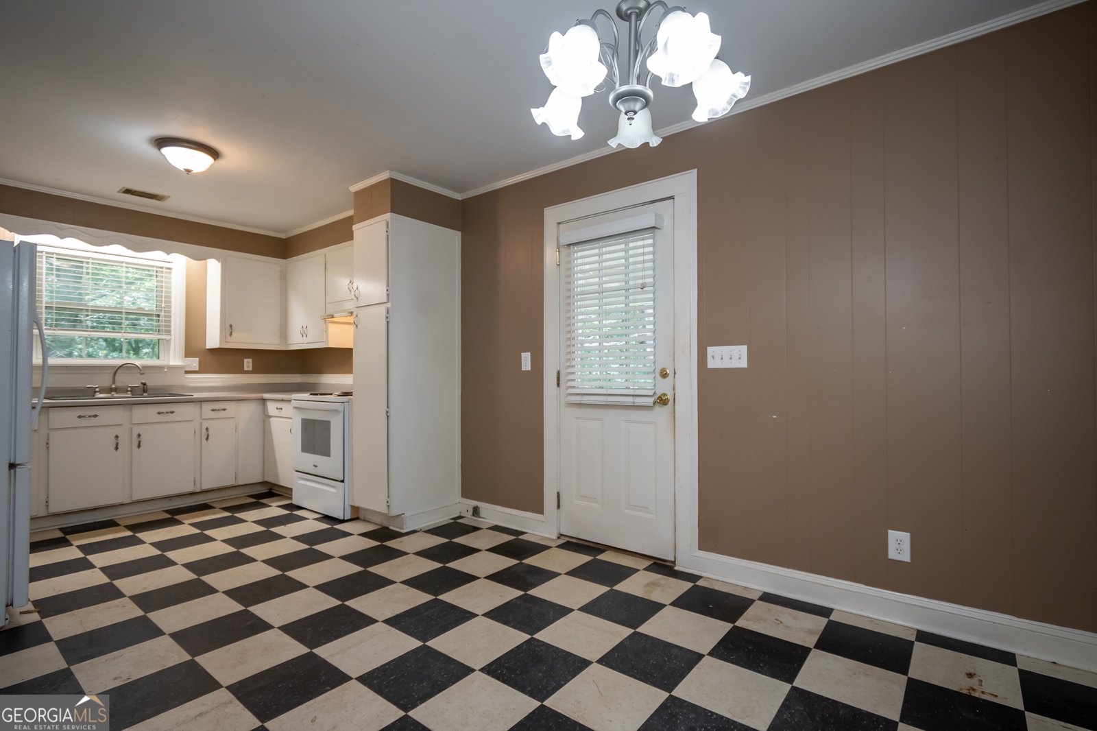 211 Plantation Road Bishop - 4
