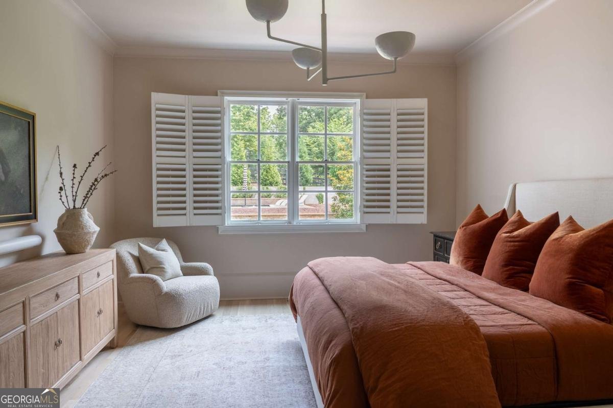 900 Crabapple Hill Alpharetta - 30