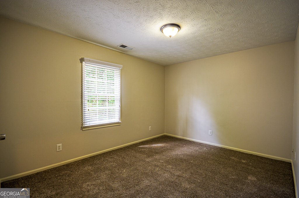2048 Kelvin Drive Lawrenceville - 27