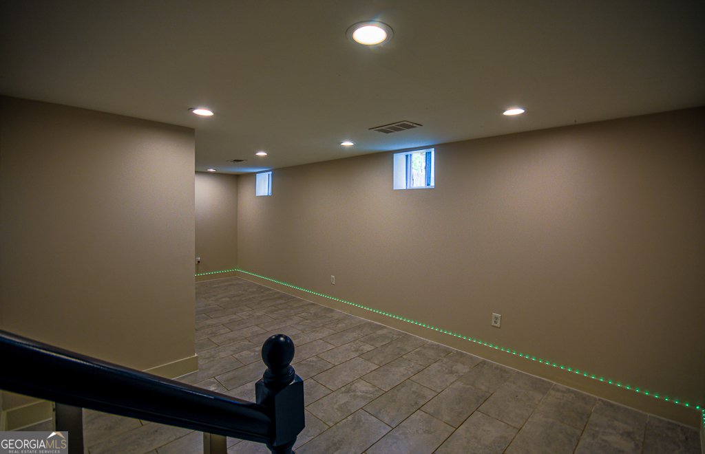 2048 Kelvin Drive Lawrenceville - 34