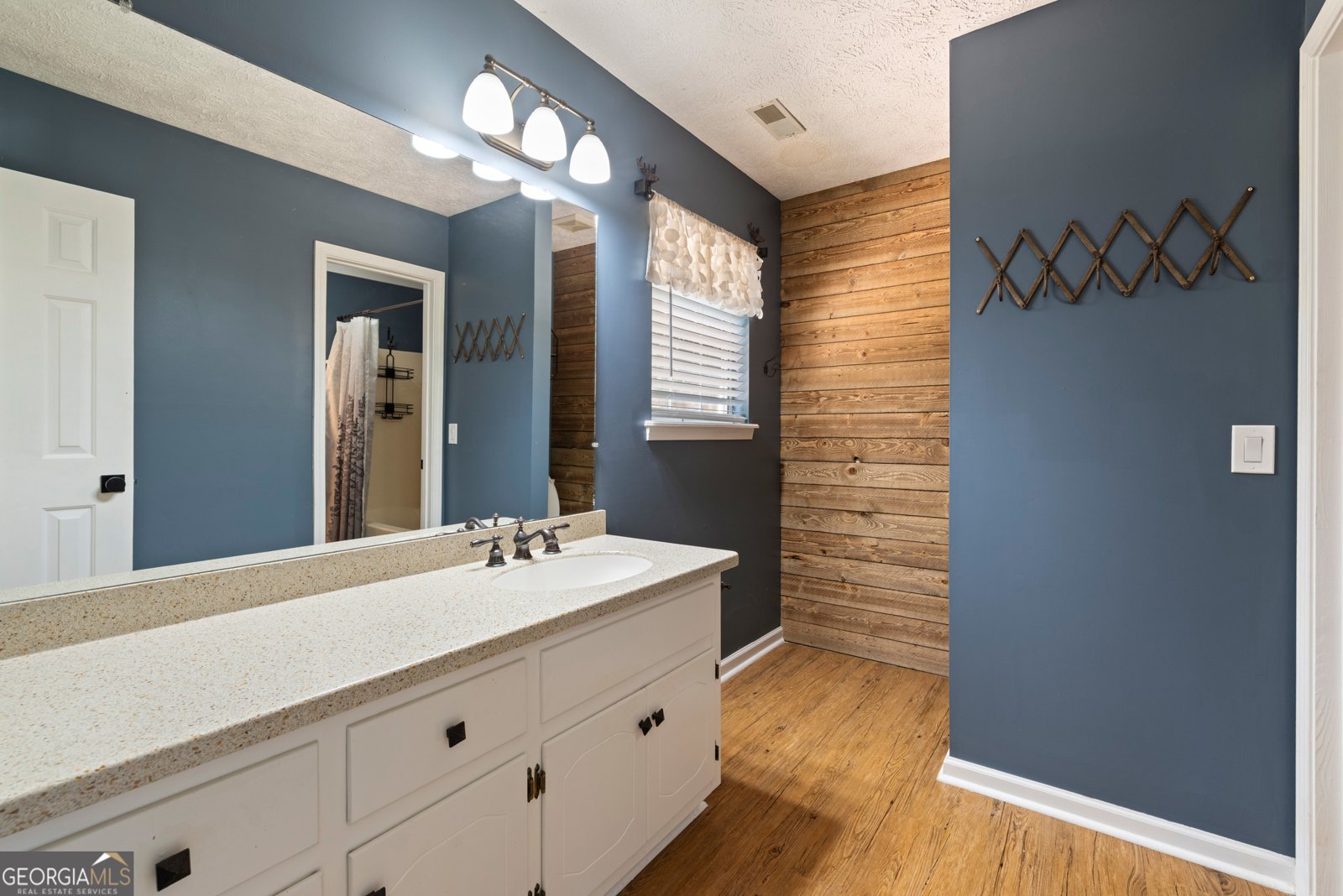 767 Covecrest Drive Tiger - 16
