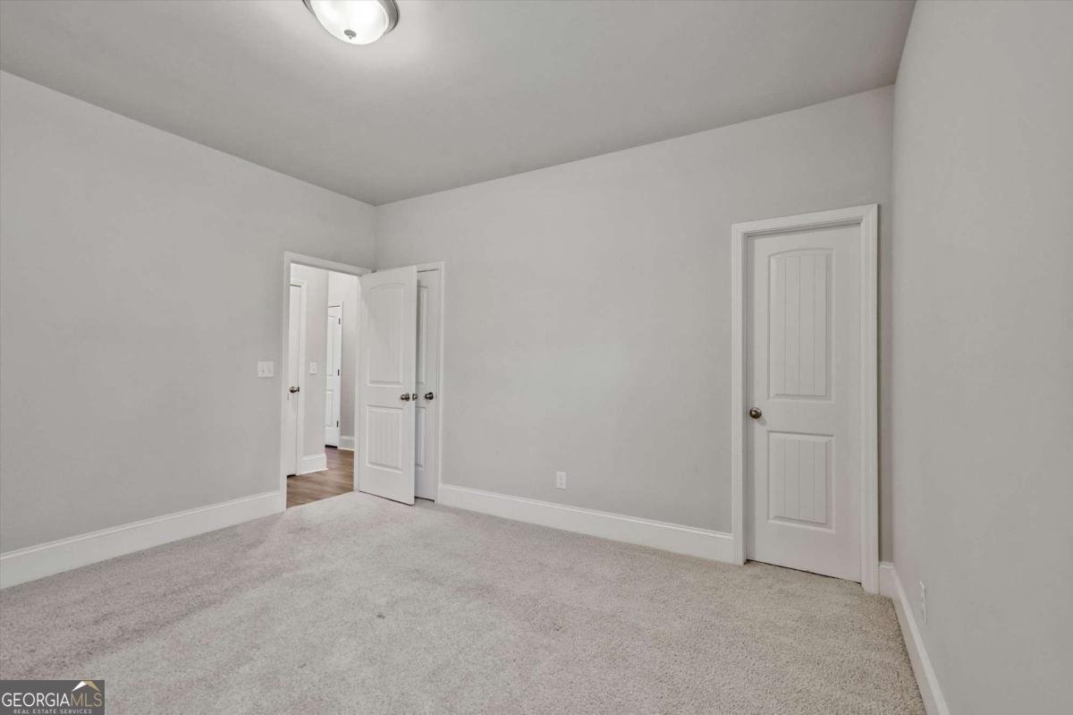 2555 Dayview Lane Atlanta - 23