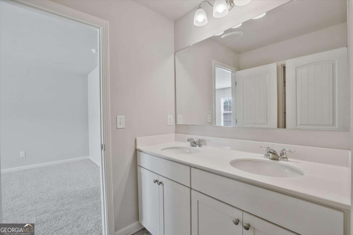 2555 Dayview Lane Atlanta - 29