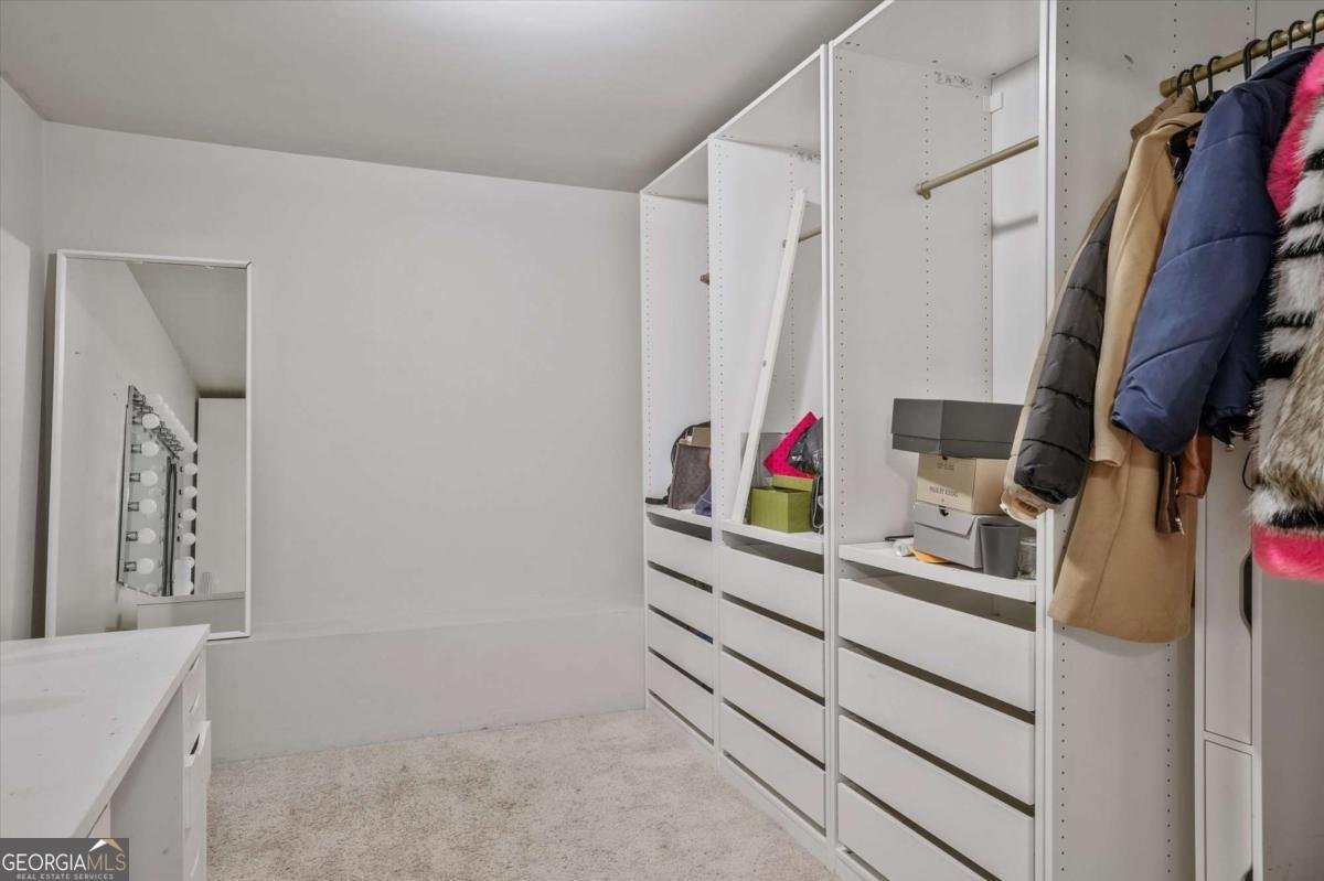2555 Dayview Lane Atlanta - 40