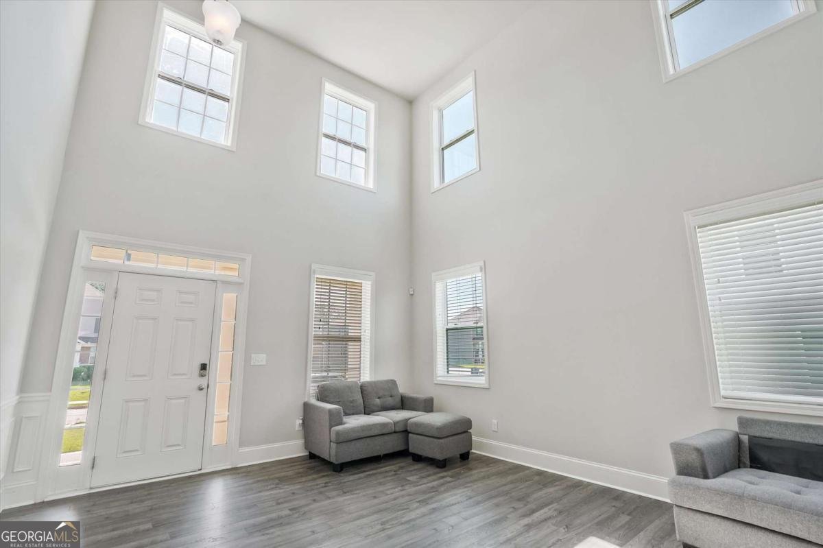 2555 Dayview Lane Atlanta - 9