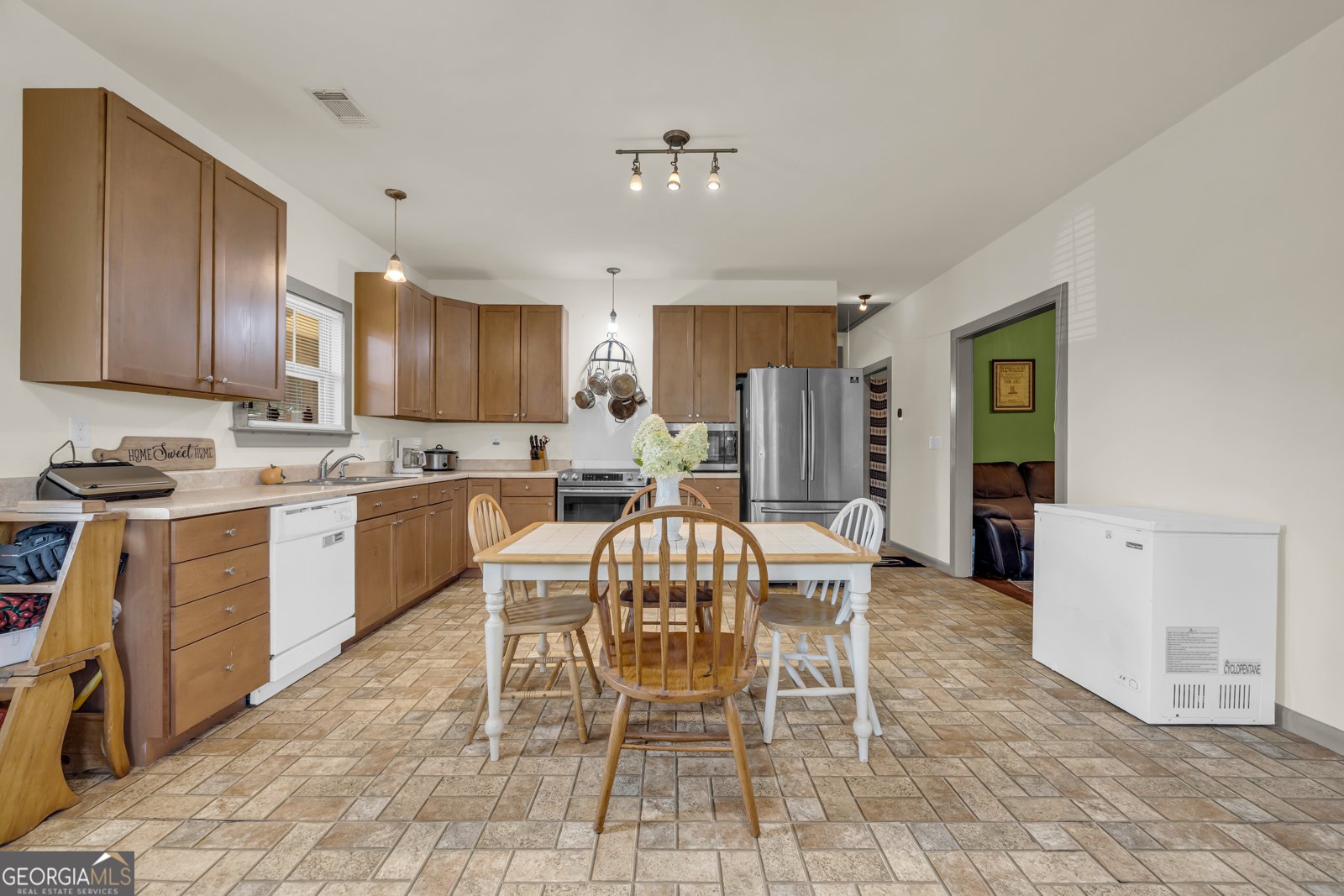 2587 Quill Road Bowman - 12