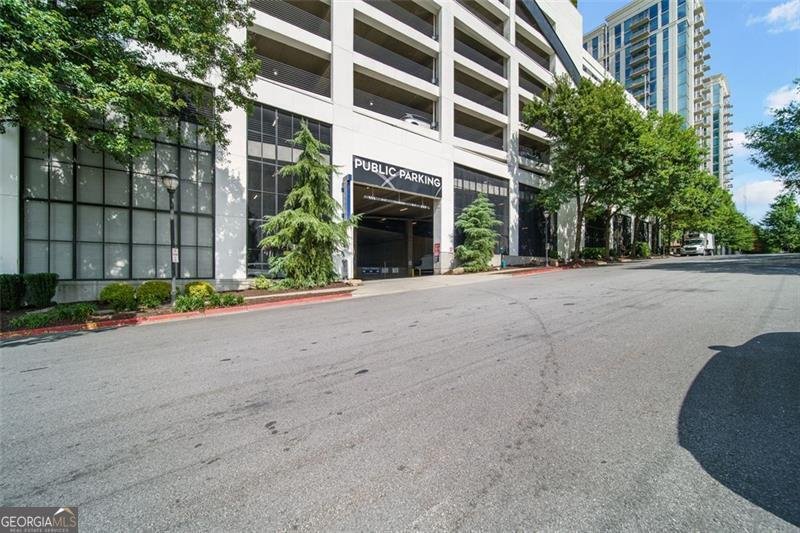 250 Pharr Atlanta - 54
